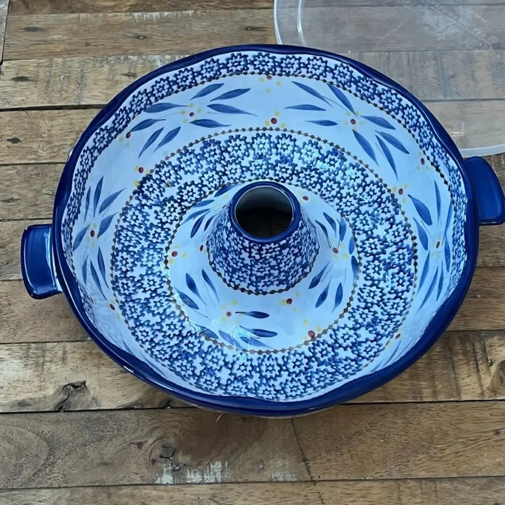Temp-Tations Old World Ceramic Bundt Cake Pan 10.5